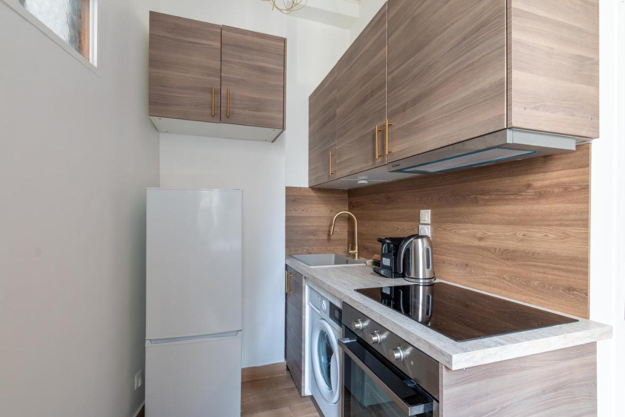 Appartement Metro Alexandre Dumas Paris Exterior photo