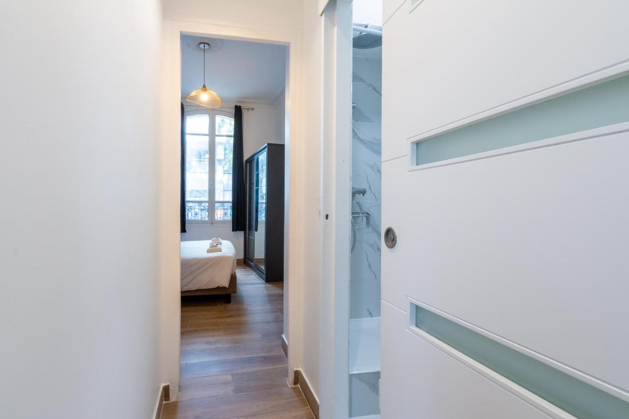 Appartement Metro Alexandre Dumas Paris Exterior photo
