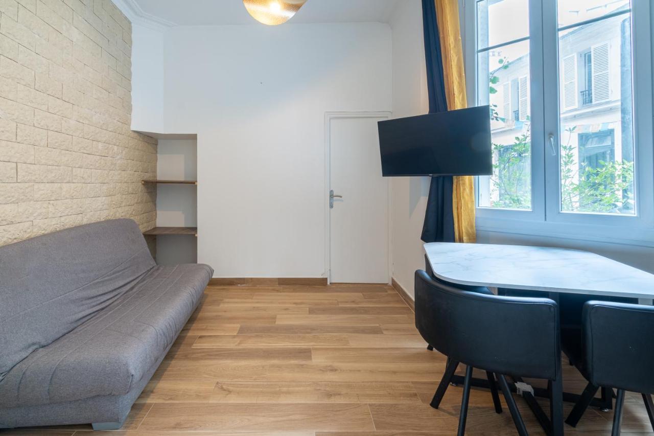 Appartement Metro Alexandre Dumas Paris Exterior photo