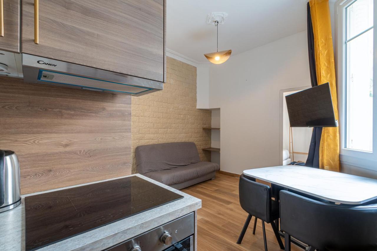 Appartement Metro Alexandre Dumas Paris Exterior photo